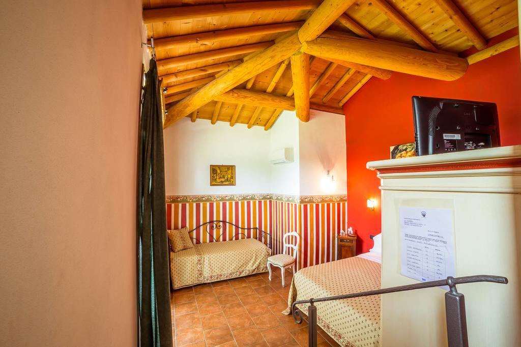 Le Mistral Villa ซอมมาคัมปาญา ภายนอก รูปภาพ