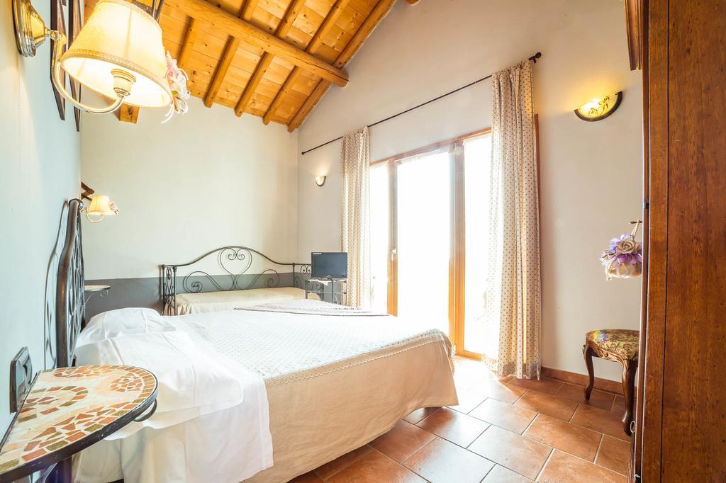 Le Mistral Villa ซอมมาคัมปาญา ห้อง รูปภาพ